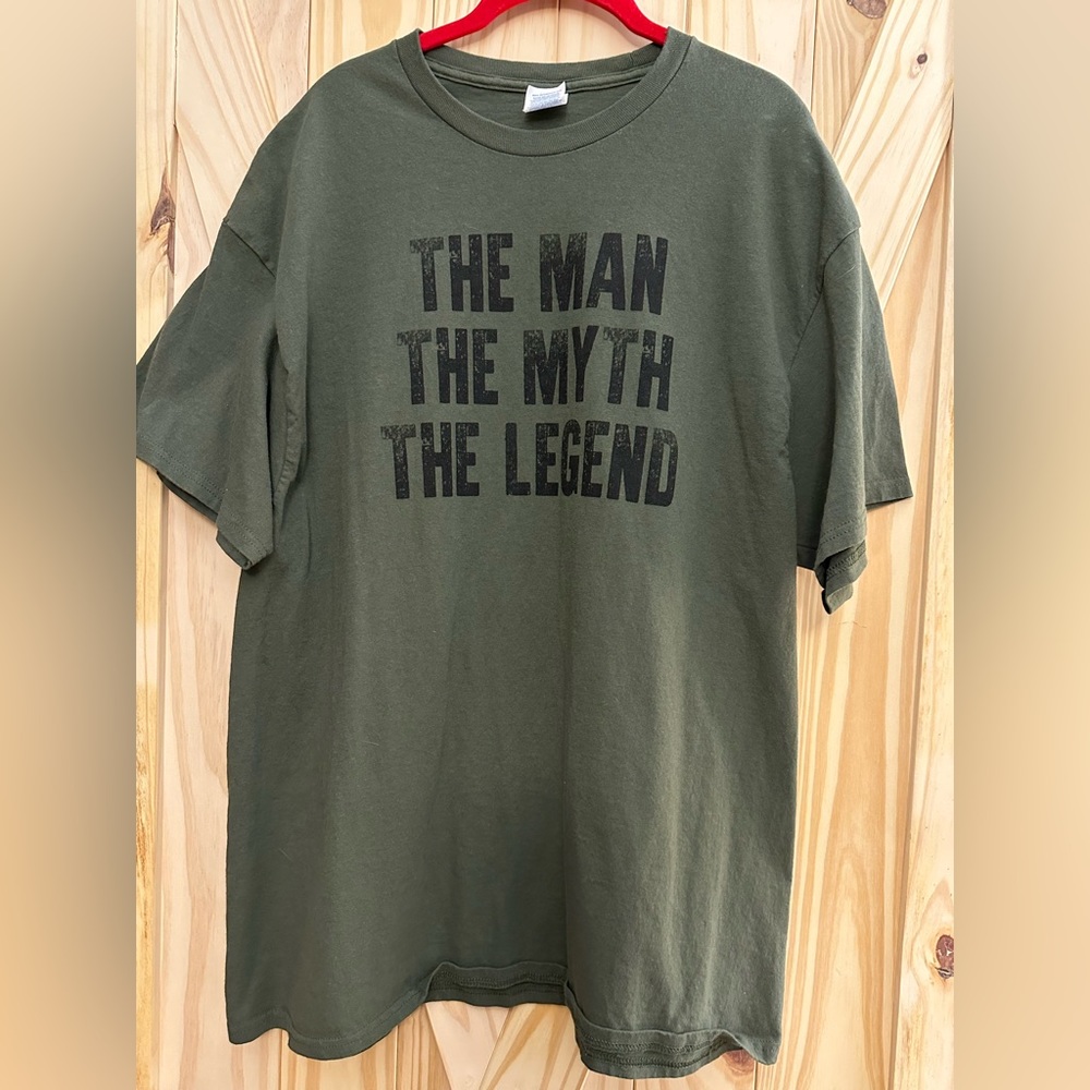 Men’s graphic tee